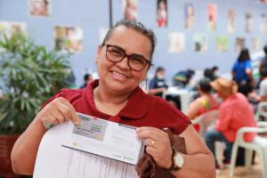 Imagem da notícia - Nova fase de entregas do Auxílio Estadual permanente vai alcançar 14,2 mil famílias em Manaus