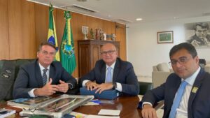 Imagem da notícia - Wilson Lima se reúne com presidente Bolsonaro, que volta a se comprometer com a garantia da competitividade da ZFM