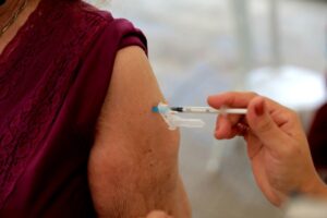 Imagem da notícia - Governo do Amazonas oferta serviços de saúde durante comemoração do aniversário de Rio Preto da Eva