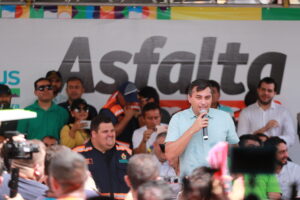 Imagem da notícia - Asfalta Manaus: Wilson Lima e David Almeida vistoriam início da recuperação de mais de 40 ruas no Coroado