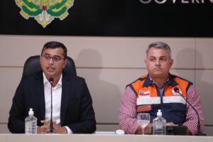 Imagem da notícia - Wilson Lima anuncia início da entrega dos cartões do Auxílio Estadual Enchente a famílias de Manacapuru