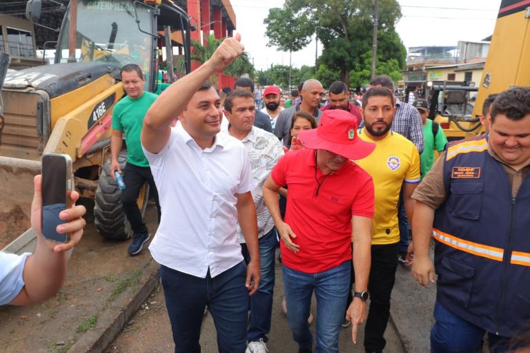 Wilson Lima e David Almeida vistoriam início dos serviços de recapeamento asfáltico de 10 mil ruas da capital