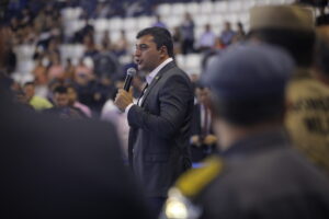 Imagem da notícia - Wilson Lima encaminha à Aleam projetos que garantem paridade e integralidade na aposentadoria de policiais civis