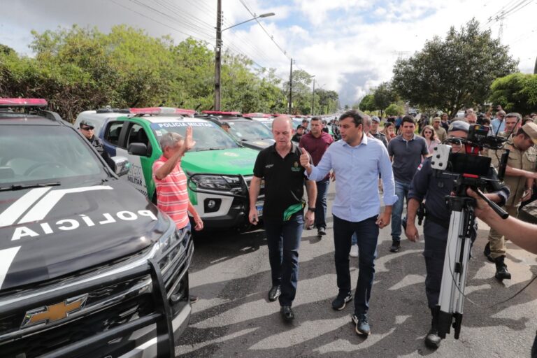 Governador Wilson Lima entrega 48 viaturas para as Polícias Civil e Militar