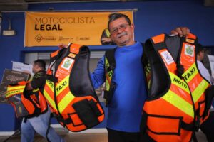 Imagem da notícia - Governo do Estado lança novo modelo de CNH e opção de entrega do documento pelos Correios