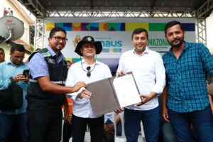 Imagem da notícia - Wilson Lima e David Almeida dão início à reforma da feira do São Francisco