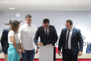 Imagem da notícia - Governador Wilson Lima dá posse a 30 aprovados no concurso público do Detran Amazonas