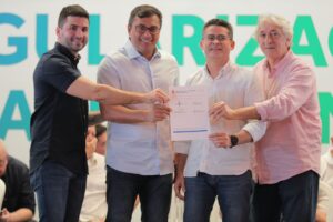 Imagem da notícia - Governador Wilson Lima entrega o Habite-se de 9 mil unidades habitacionais do conjunto Nova Cidade