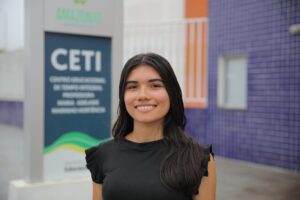 Imagem da notícia - ‘Só tinha visto uma escola assim na televisão. Quando entrei, foi mágico’, ressalta aluna do Ceti de Careiro Castanho