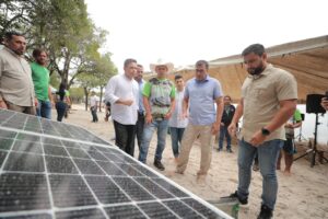 Imagem da notícia - Governo do Estado lança ‘Brilha Amazonas’ e leva energia solar para quem vive do turismo