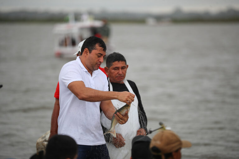 Governo do Amazonas comanda ações de ordenamento e fiscalização da pesca do mapará