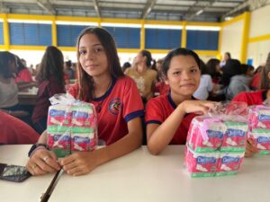 Imagem da notícia - Programa Dignidade Menstrual: Mais de 9 mil pacotes de absorventes são entregues a meninas em vulnerabilidade