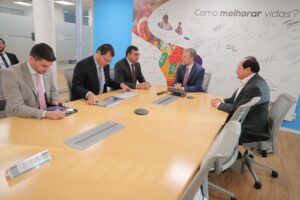 Imagem da notícia - Em Brasília, Wilson Lima pede ao BID apoio para retirada de famílias de área prioritária do Prosamim+