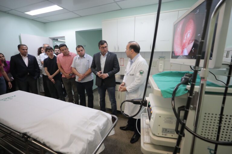 Wilson Lima destaca que hospital Francisca Mendes zerou a fila de cirurgias cardíacas pediátricas
