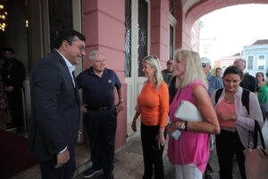 Imagem da notícia - Wilson Lima apresenta pauta ambiental e sustentável do Amazonas a membros do parlamento e embaixada dos EUA