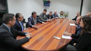 Imagem da notícia - Wilson Lima garante mais prazo para cumprimento de decisões que afetam criação de gado no Sul do Amazonas