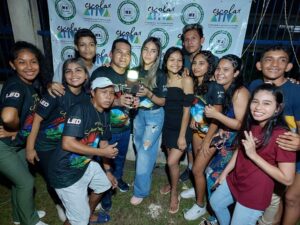 Imagem da notícia - Professor da rede estadual do Amazonas celebra conquista de prêmio nacional de educação