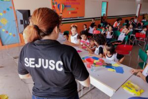 Imagem da notícia - ‘Faça Bonito’: Ações da Sejusc alcançam mais de 5 mil estudantes, com identificação de possíveis casos de abuso sexual