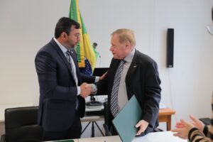 Imagem da notícia - Wilson Lima formaliza cooperação com o Conselho Mundial de Energia para troca de experiências e tecnologias