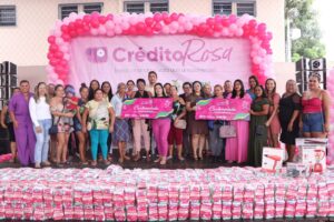 Imagem da notícia - Governo do Estado entrega quase quatro mil pacotes de absorventes higiênicos para alunas da rede pública de ensino em Manaquiri