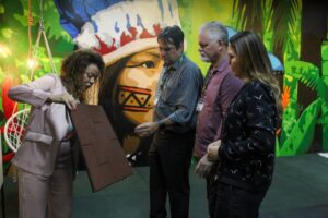 Imagem da notícia - Em visita à fábrica no PIM, Governo do AM reforça o apoio a projetos de logística reversa