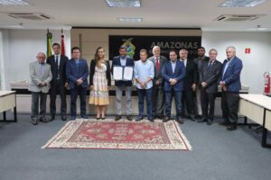 Imagem da notícia - Wilson Lima sanciona lei que possibilita regularização de contribuintes inscritos em dívida ativa com o Estado