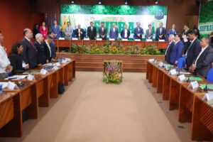 Imagem da notícia - Ministro das Comunicações garante a Wilson Lima internet para cidades do Amazonas com o ‘Norte Conectado’