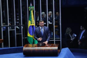 Imagem da notícia - No Senado, Wilson Lima diz que é necessário proteger a Zona Franca para proteger a floresta
