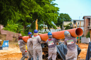 Imagem da notícia - Governo do Amazonas assina ordem de serviço para início das obras de saneamento básico do Prosamin+