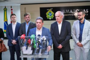 Imagem da notícia - Governo do Amazonas anuncia expansão da malha aérea com novos voos da Latam para o Rio de Janeiro, São Paulo e Belém