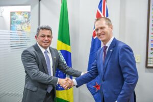 Imagem da notícia - Amazonas e Nova Zelândia articulam cooperação socioambiental e intercâmbio científico no CBA