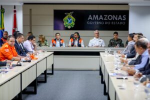 Imagem da notícia - Governador Wilson Lima instala comitê de crise para coordenar ações de enfrentamento da estiagem