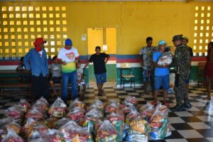 Imagem da notícia - Governo do Amazonas atua no apoio logístico da ajuda humanitária para comunidades ribeirinhas de Alvarães