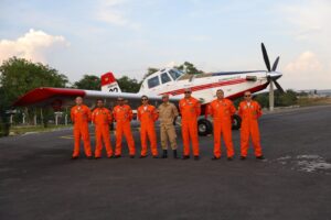 Imagem da notícia - Governo do Amazonas recebe suporte de aeronaves para intensificar combate às queimadas