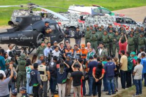 Imagem da notícia - Wilson Lima reforça efetivo para combater queimadas na região metropolitana de Manaus e ressalta que Estado vai agir com rigor da lei