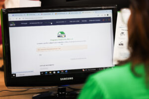 Imagem da notícia - Mais de 1,3 mil pessoas já fizeram a correção de informações inconsistentes, em cadastro no Amazonas Meu Lar