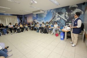 Imagem da notícia - Governo do Amazonas inicia aulas do Jovem Bilíngue e amplia oferta de um segundo idioma na rede pública de ensino