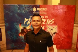 Imagem da notícia - Mural do Bumbódromo 2024 terá arte assinada pelo parintinense Pito Silva