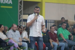 Imagem da notícia - Em Parintins, Wilson Lima lança pacote de obras e realiza inaugurações na infraestrutura da cidade, no valor R$ 171 milhões