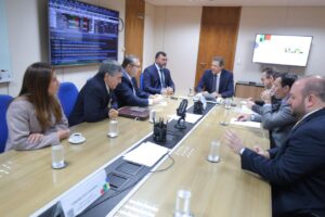 Imagem da notícia - Em reunião com ministro da Fazenda, Wilson Lima recebe garantia de incentivo à ZFM na regulamentação da reforma tributária