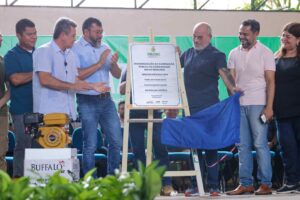 Imagem da notícia - Wilson Lima anuncia R$ 220 milhões para infraestrutura, crédito e fomento a agricultores de Novo Remanso, em Itacoatiara