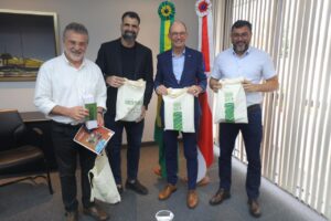 Imagem da notícia - Floresta em Pé: Wilson Lima destaca que programa com recursos do KfW vai reforçar bioeconomia e combate ao desmatamento