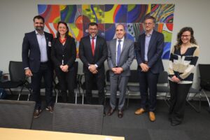 Imagem da notícia - Wilson Lima apresenta mercado de crédito de carbono do Amazonas em agendas com Banco Mundial e certificadora internacional