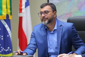 Imagem da notícia - Governo do Amazonas começa a pagar a primeira parcela do 13º salário para servidores públicos estaduais