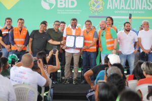 Imagem da notícia - Governador Wilson Lima assina ordem de serviço para início das obras do Prosai Parintins