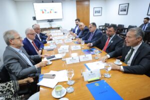 Imagem da notícia - Em Brasília, Wilson Lima reforça compromisso para garantir proteção ambiental com a pavimentação da BR-319