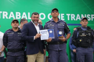 Imagem da notícia - Governador Wilson Lima reforça segurança pública com entrega de armamentos, munições e equipamentos