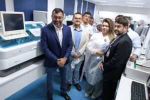 Imagem da notícia - Governador Wilson Lima moderniza e amplia capacidade de laboratório do Hospital Delphina Aziz com novos equipamentos