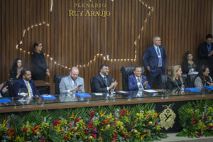 Imagem da notícia - Ensinos bilíngue, tecnológico e sustentável são destaques em leitura da mensagem pelo governador Wilson Lima