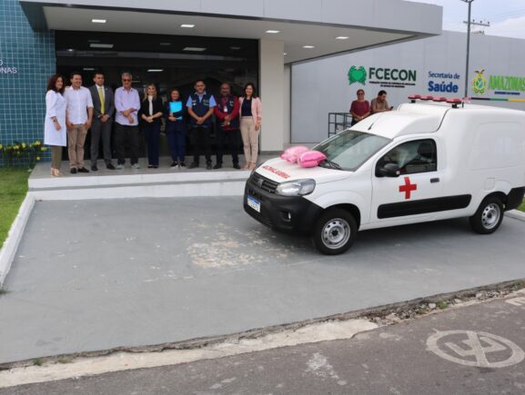 Governo do Amazonas entrega ambulância para o Cepcolu